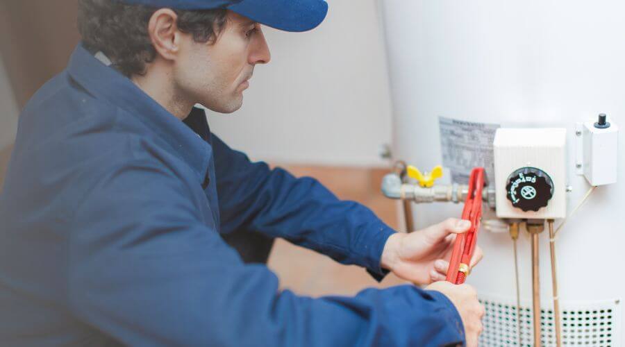 Professional expert plumbing services in South Amana, IA